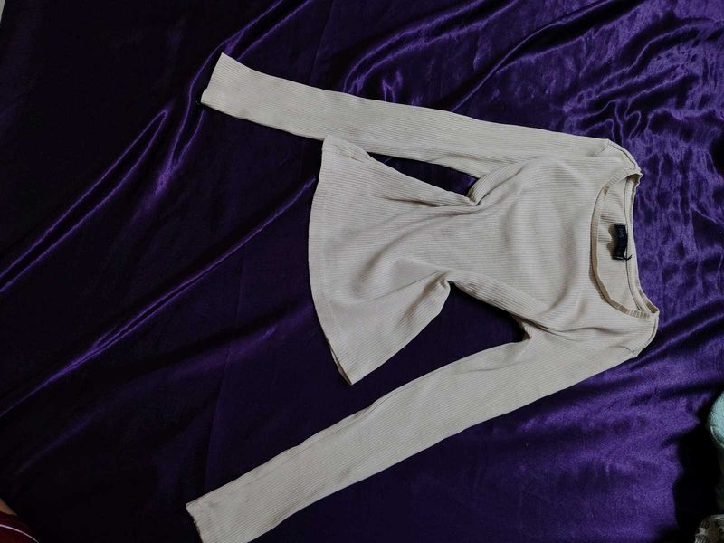 Ribbed Long Sleeve Cream Cropped Top
