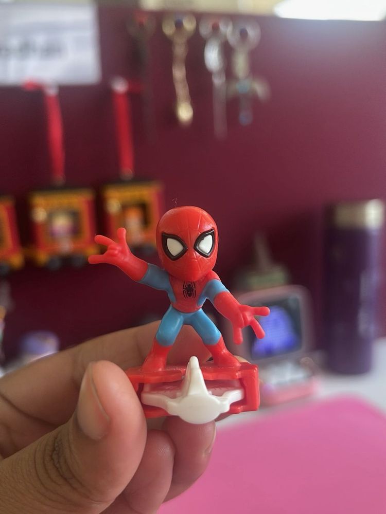 Spiderman kinderjoy Action Figure
