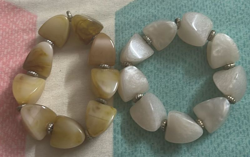 Beautiful Acryclic  Stones Bracelets