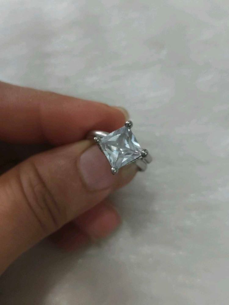 Elegant Square Cut Gemstone Ring