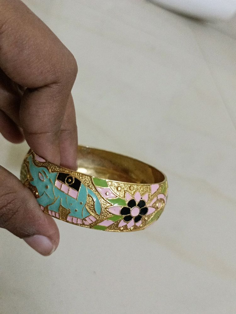 Trendy Heavy and beautiful Bangle