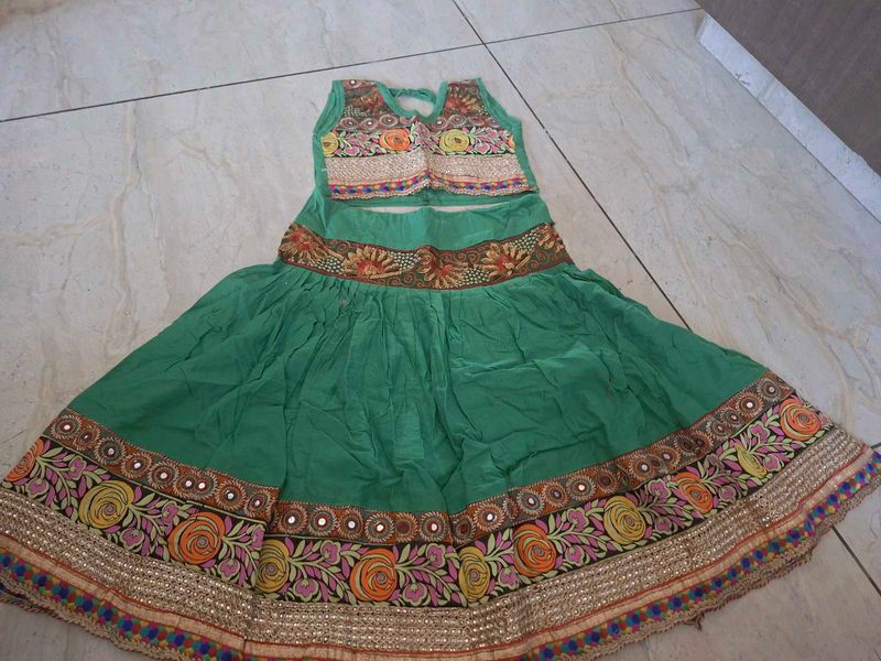 GIRLS CHANIYA CHOLI (NO NEGOCIATION)
