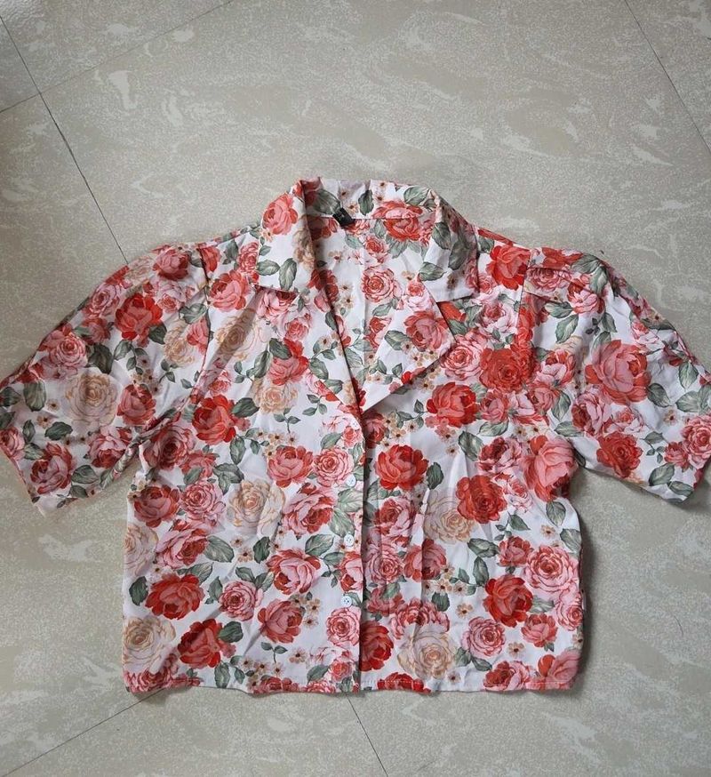 Vintage Floral Print Button-Up Shirt