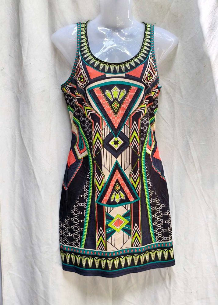 I. Vibrant Geometric Print Sleeveless Dress