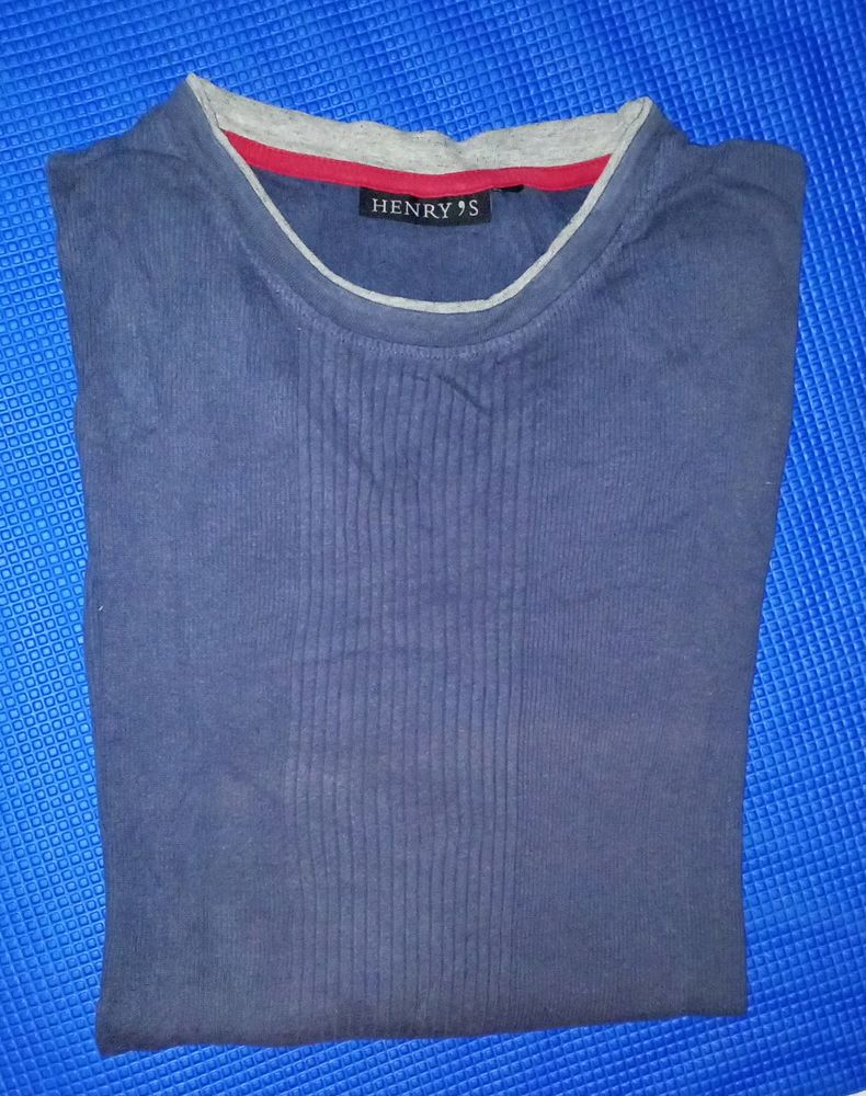 Full-sleeved T-shirt