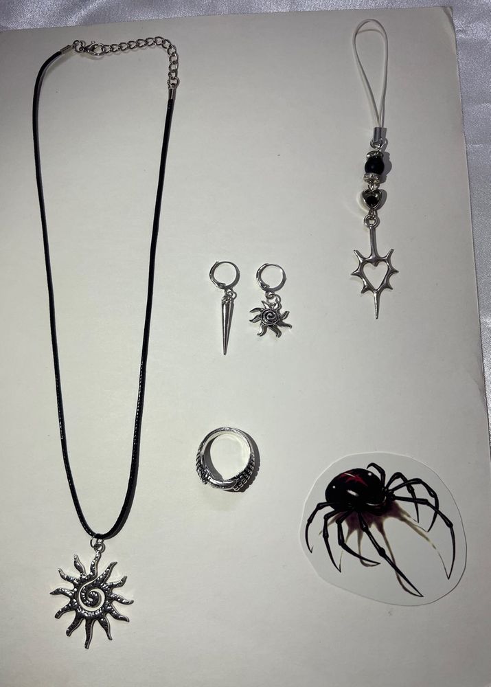 Goth Spider &amp; Sun Jewelry Set