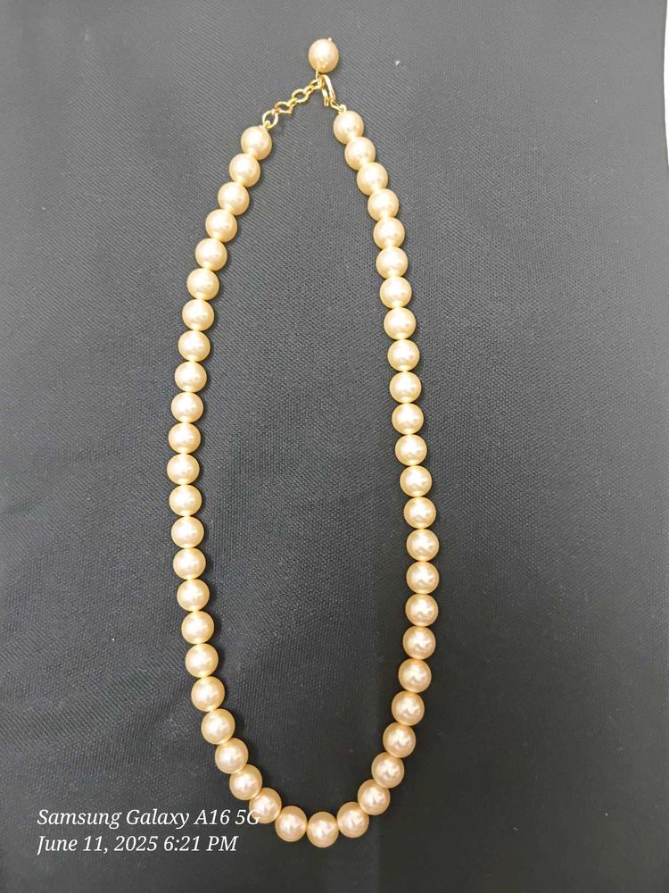 Single Strand Pearl Necklace