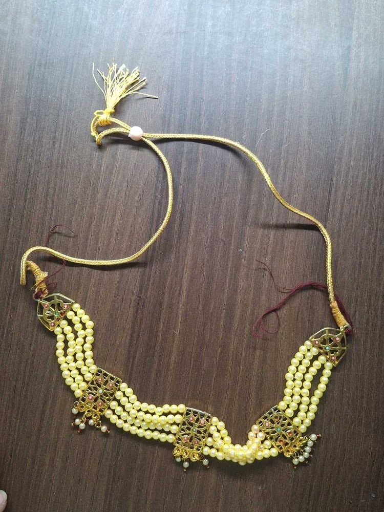 Elegant Pearl Necklace Set