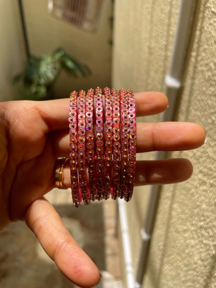 Sparkling Pink 8 Bangles Set