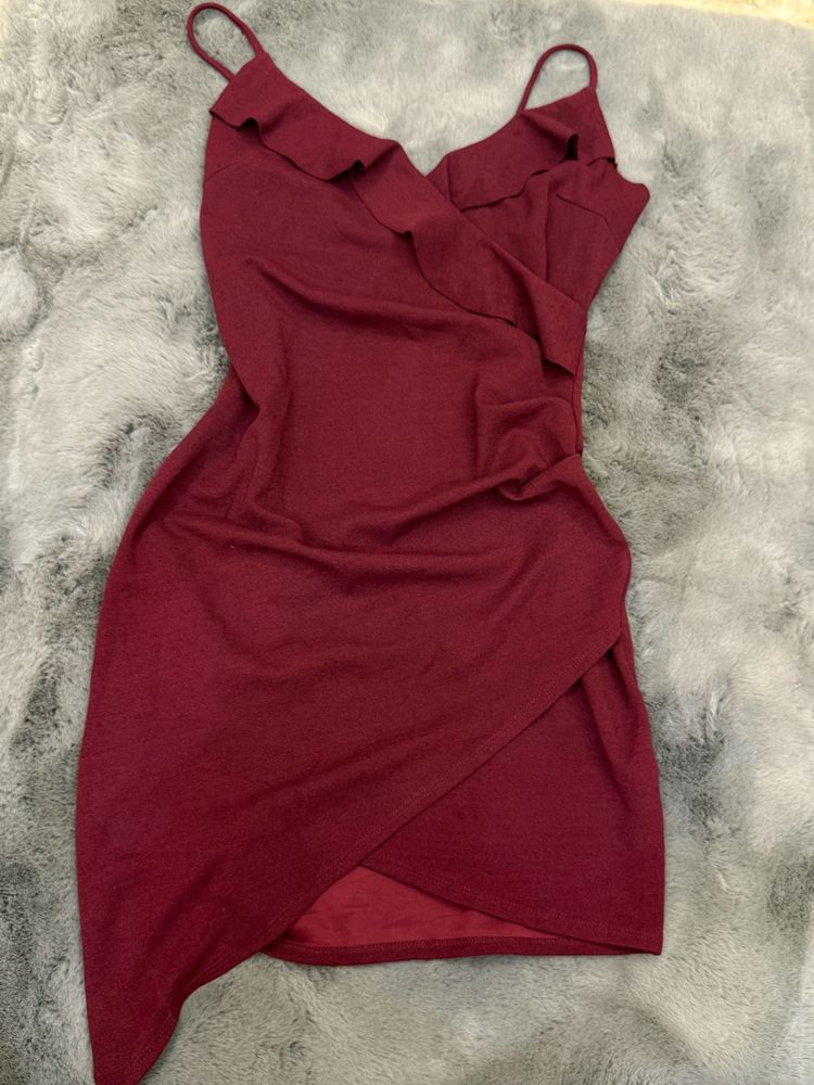 Chic Burgundy Wrap Dress