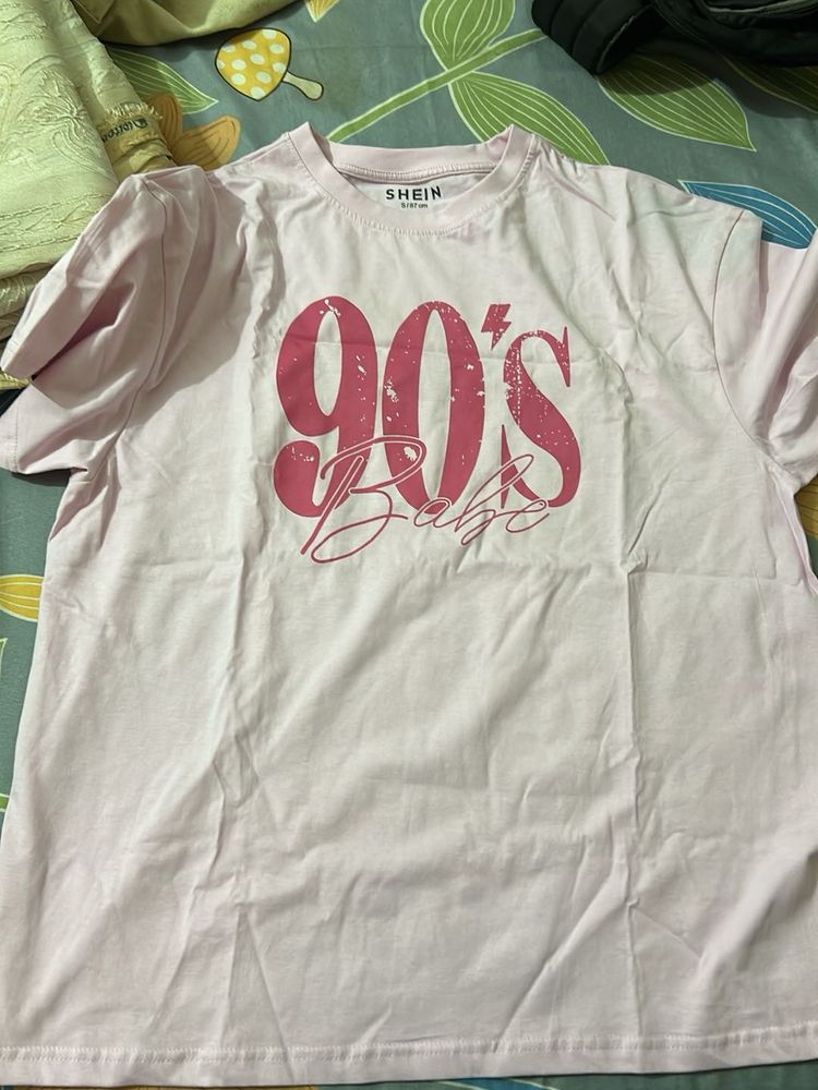 graphic tee