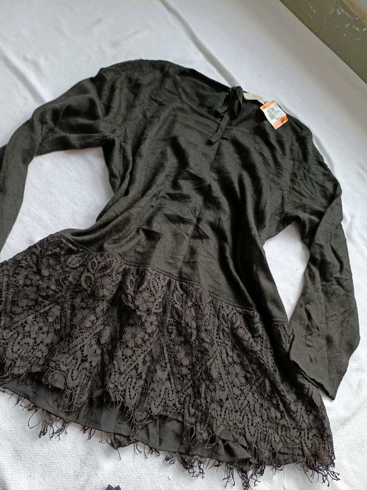 Dark Gray Lace Trim Tunic sweater