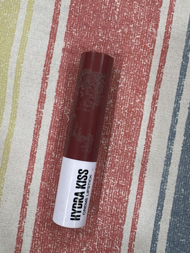 Hydra Kiss Creme Lipstick