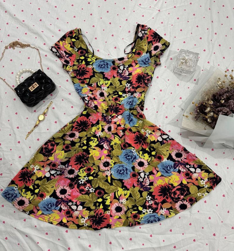 H&amp;M Vibrant Floral Print Fit &amp; Flare Dress