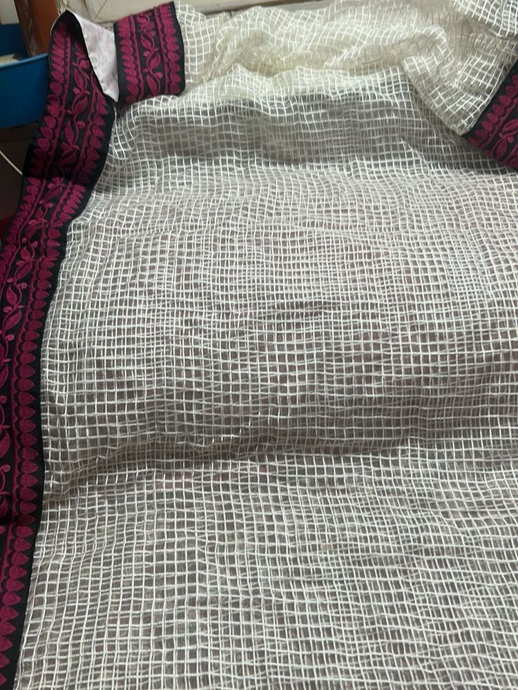White cottonsilk with pink Border dupatta