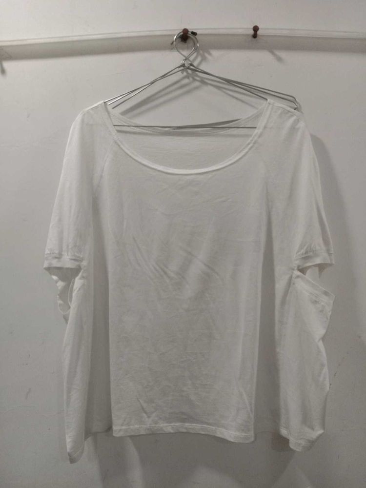 Basic White Oversized T-Shirt