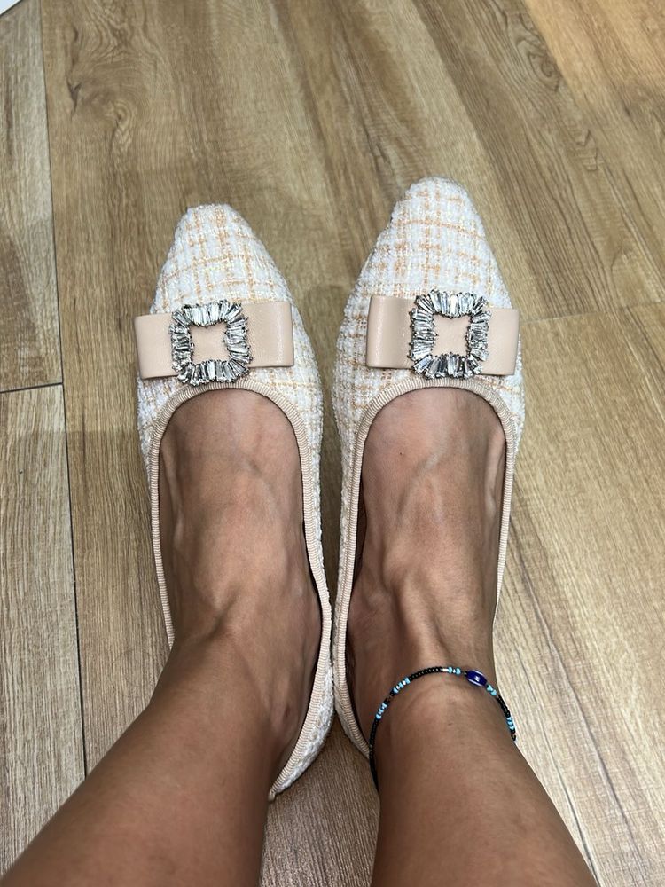 Elegant Tweed Ballet Flats with Jewel Embellished
