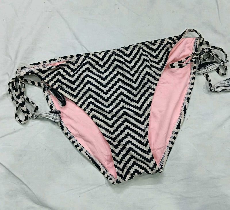 ❤️‍🔥 Chevron Print Bikini Bottom