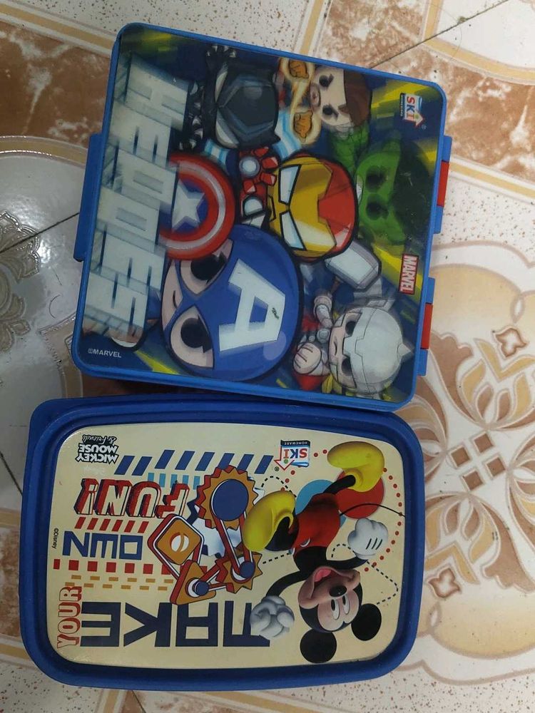 Offer price Marvel &amp; Mickey Mouse Lunch Boxes