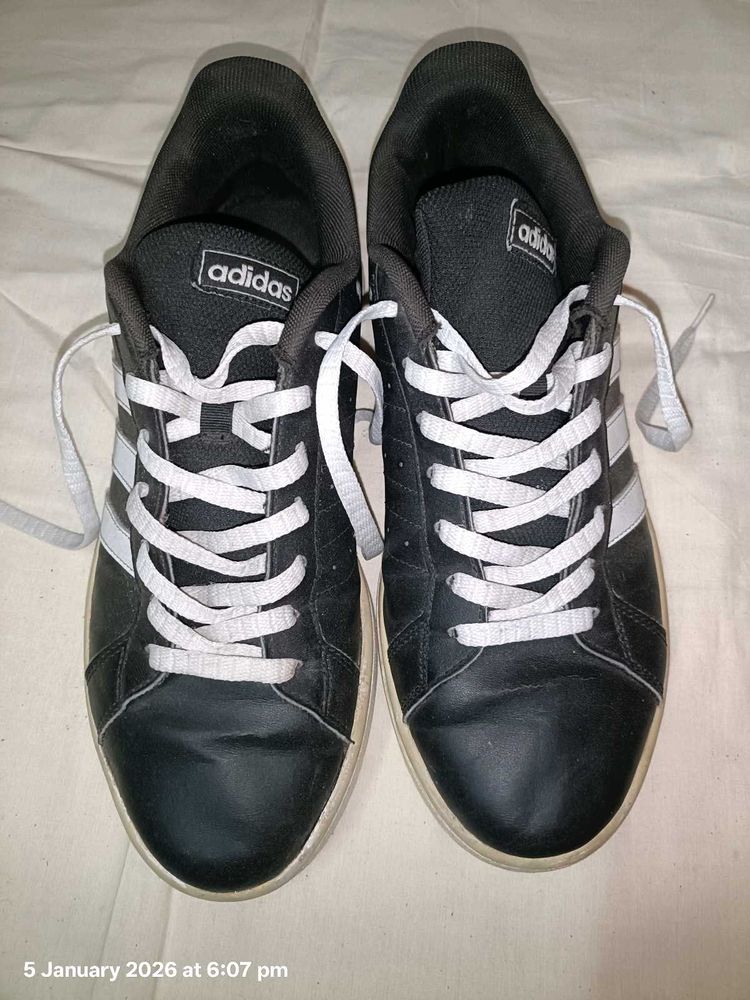 Adidas Grand Court Sneakers