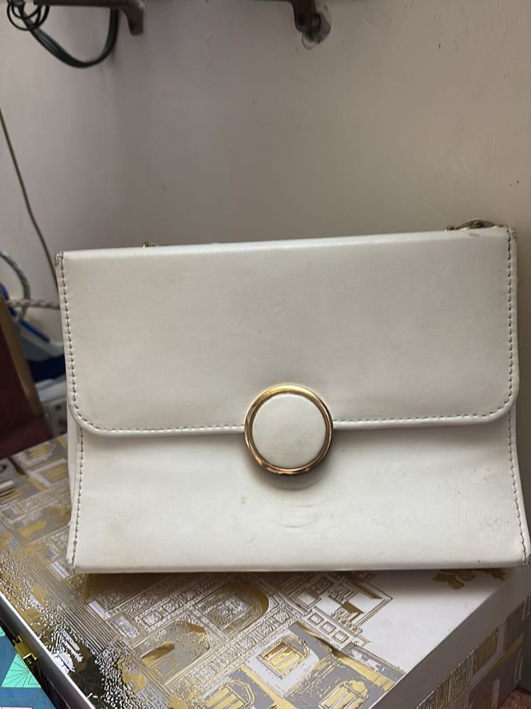 Elegant White Handbag