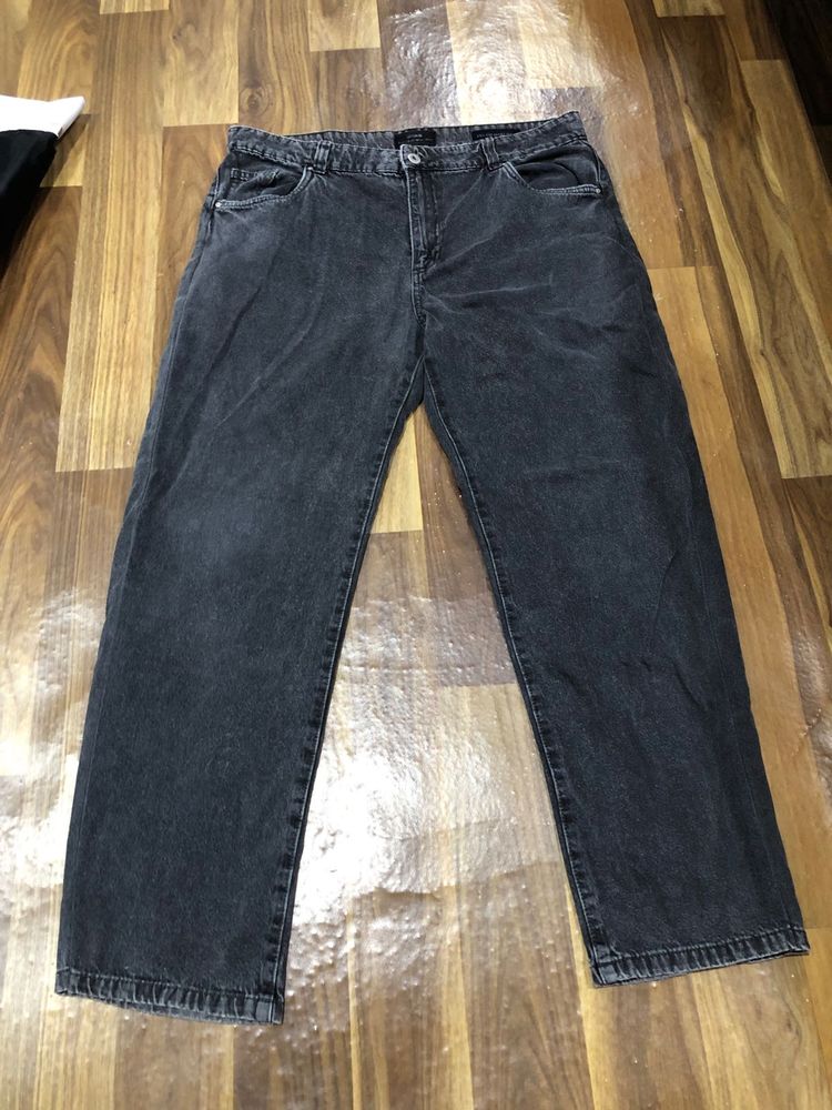 Men Dark Wash Relaxed Fit Jeans