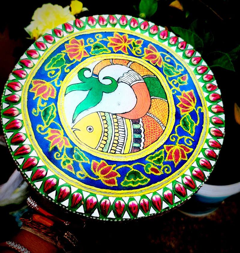 Customized Mandala Decorative Plate with Fish Moti