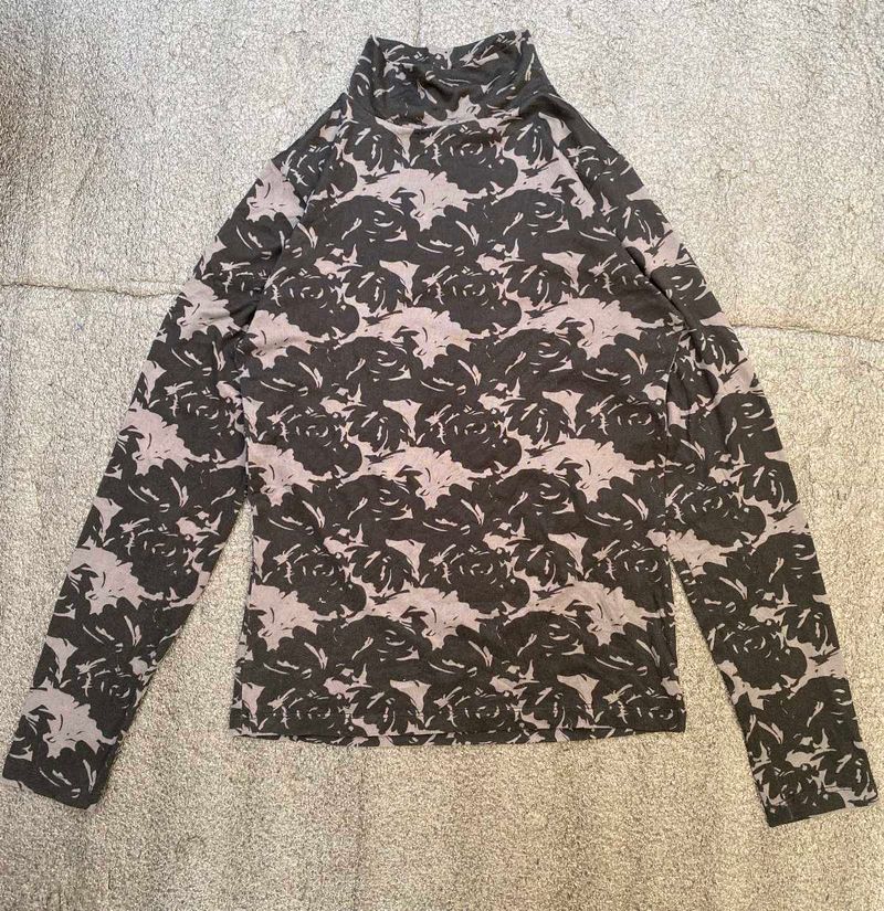 Floral Print Turtleneck Top