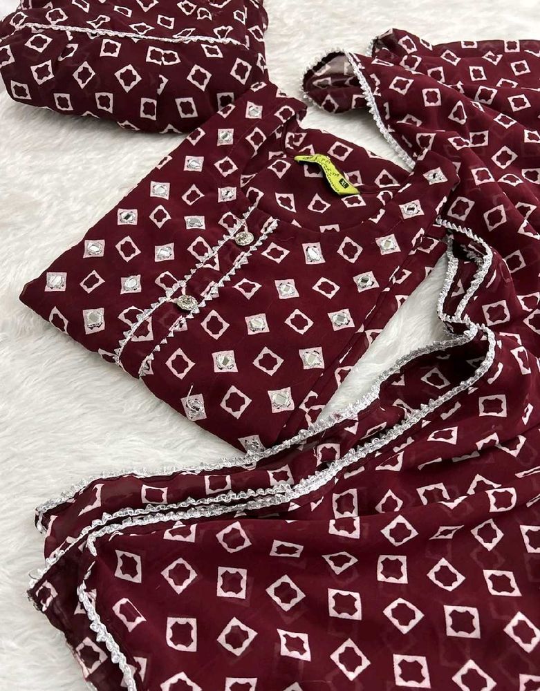 Maroon Kurta Set with Mirror Work