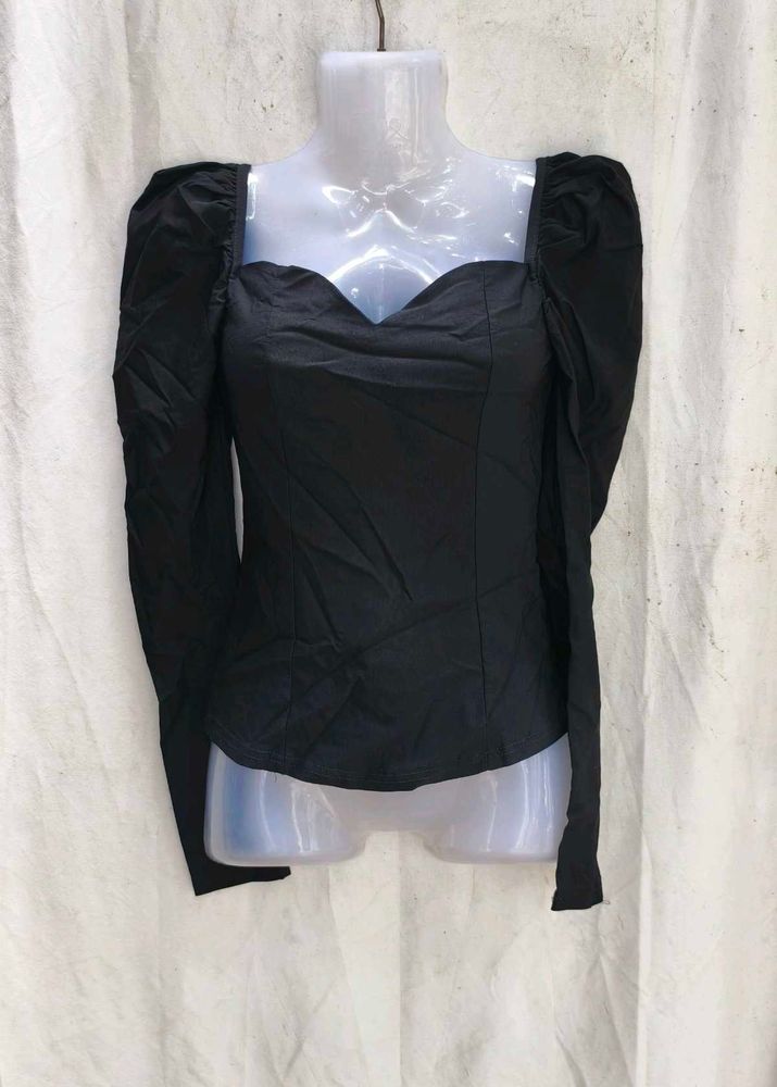 I. Stylish Black Puff Sleeve Top