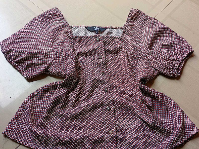 Chic Plaid Puff Sleeve Top