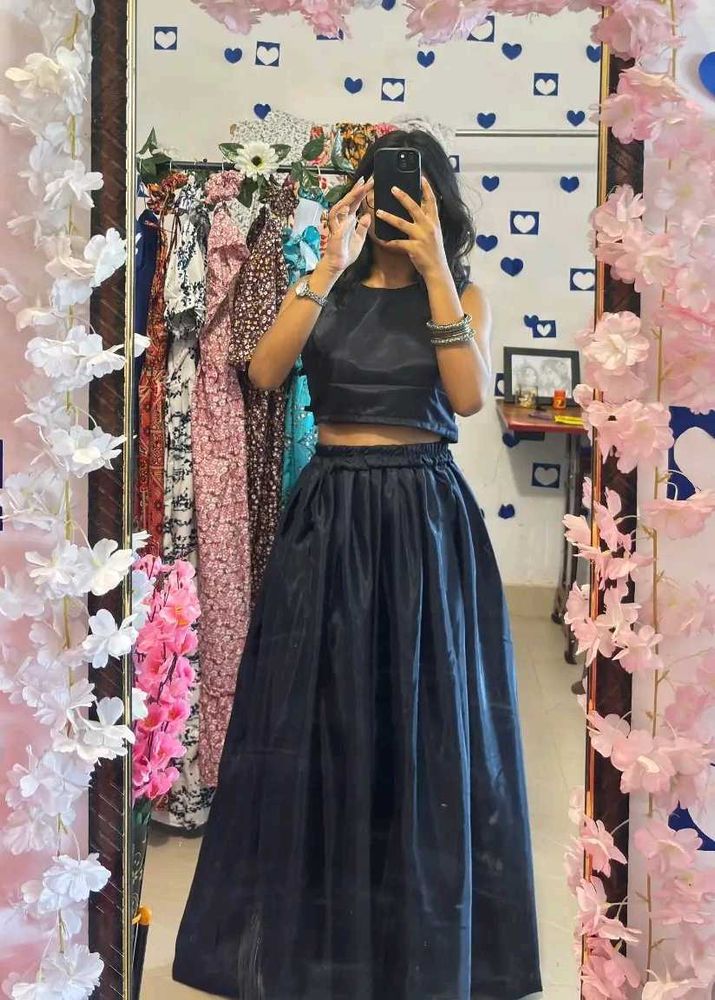 Stylish Navy Blue Crop Top &amp; Skirt Set