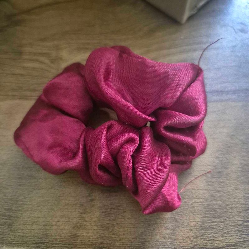 Satin Scrunchie - Rich Berry