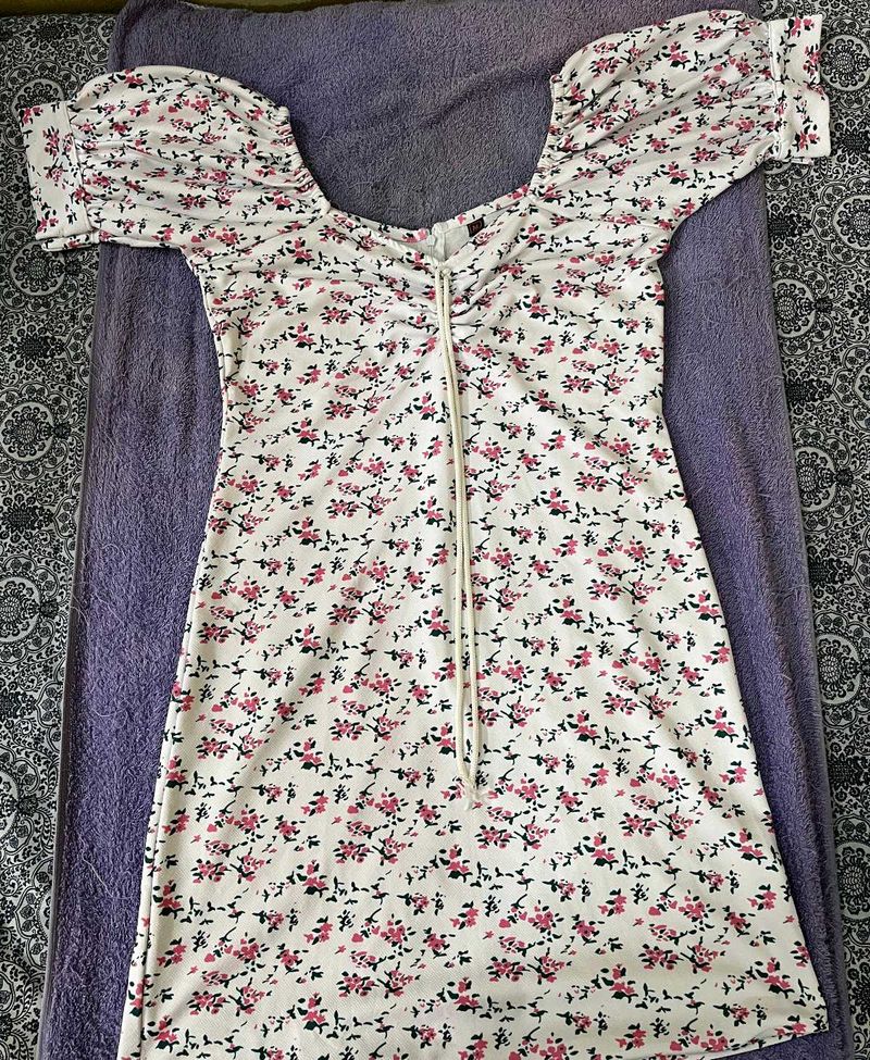 Floral Print Puff Sleeve Dress