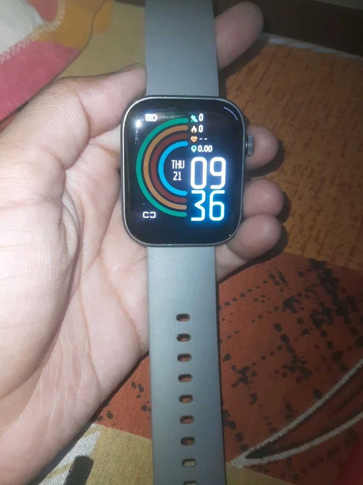 Boat Wave Call 2 Smartwatch &amp; charger