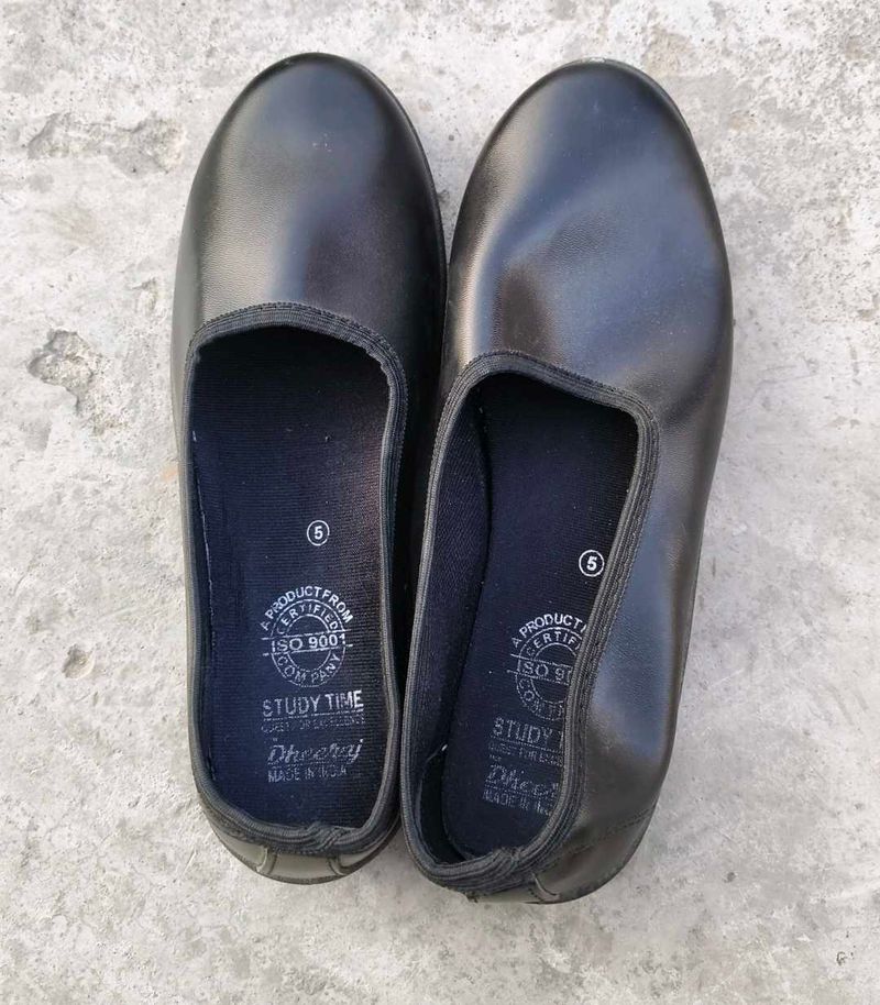 Study Time Black School Shoes
