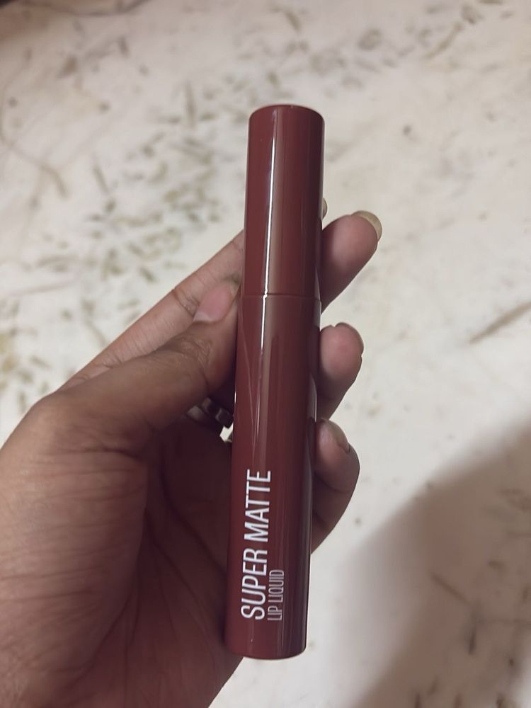 Lakme Super Matte Lip Liquid Latte for lunch
