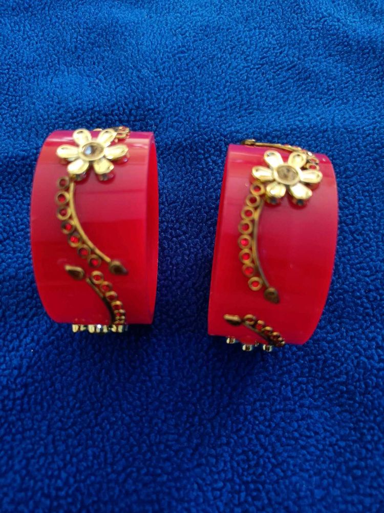 Red Floral Bangles