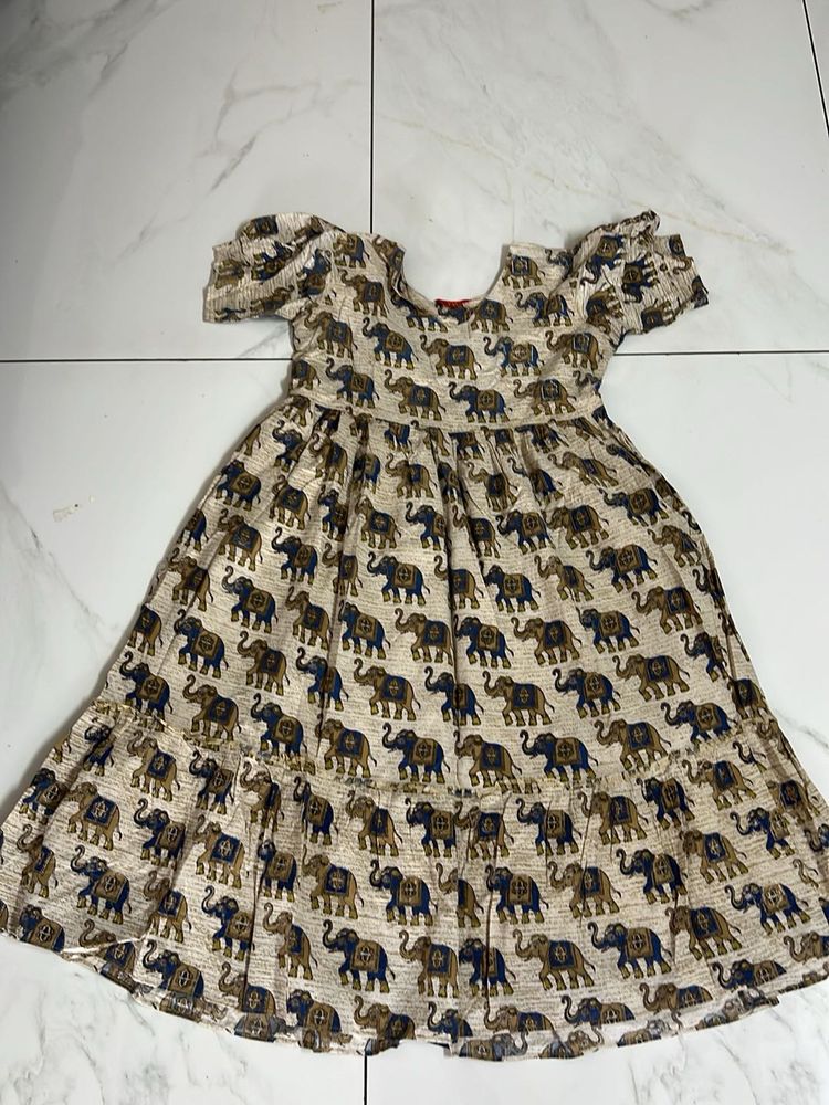 Unique Elephant Print Maxi Dress