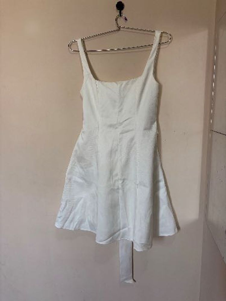 Elegant White Mini Dress