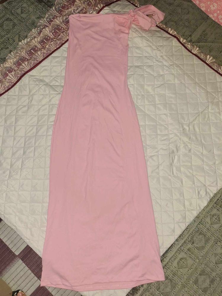 Elegant Pink One-Shoulder Maxi Dress size-medium