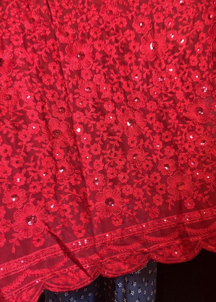 women red ready made saree