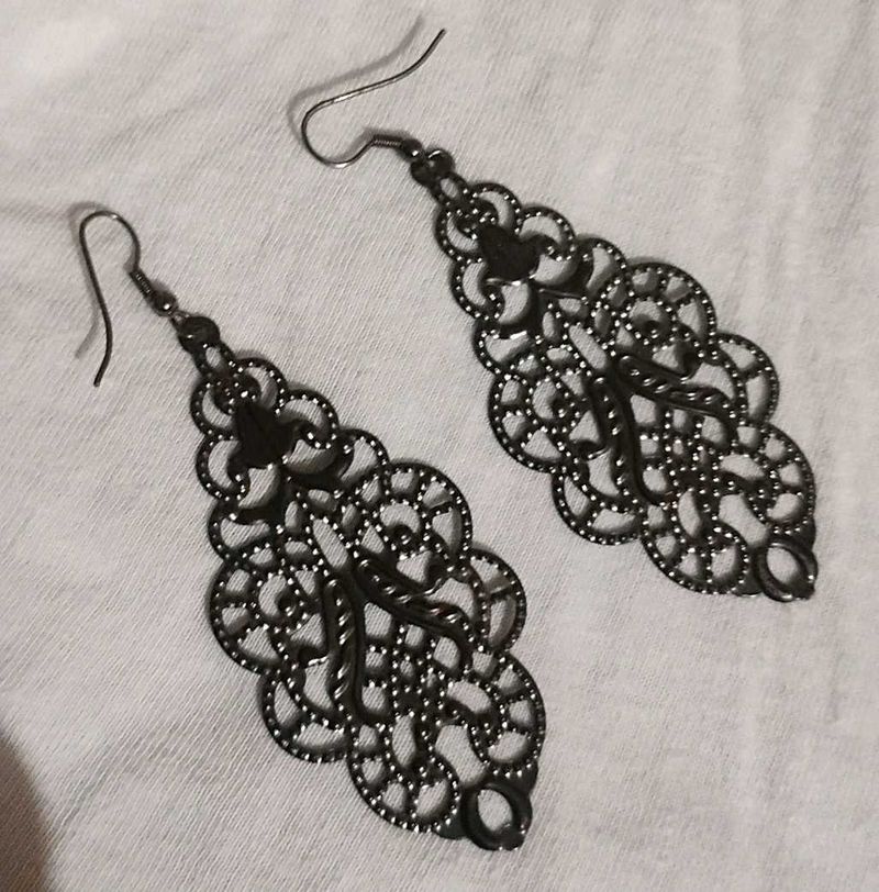 Vintage Filigree Dangle Earrings