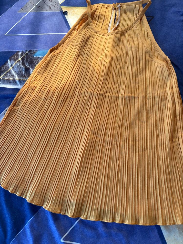 Chic Pleated Tank Top