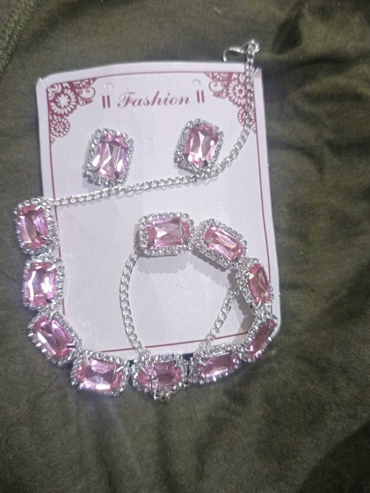 Baby Pink Light Weight Choker