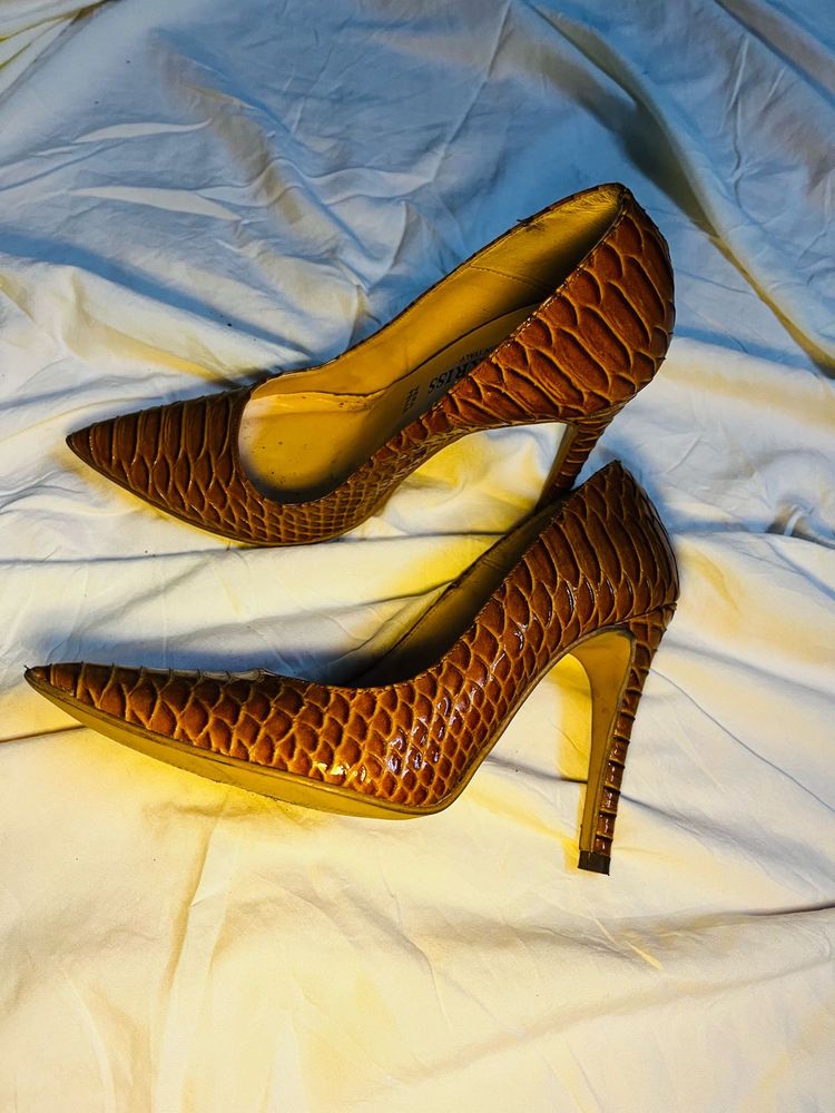 Chic Brown Snake Print Stiletto Heels
