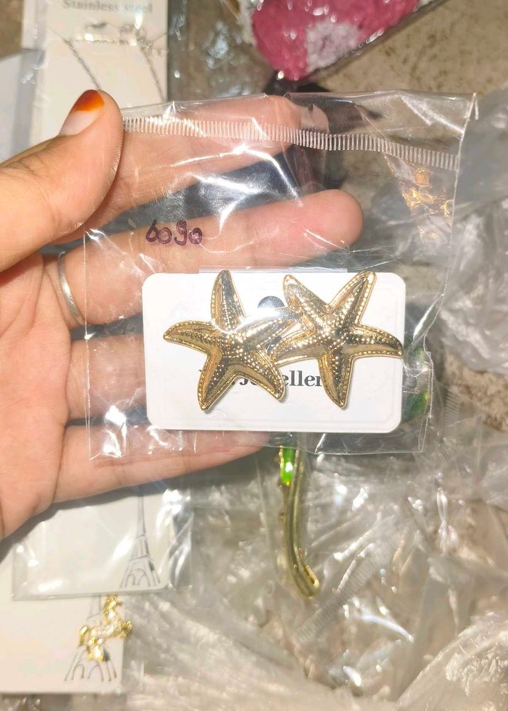 anti tarnish Gold Starfish Earrings