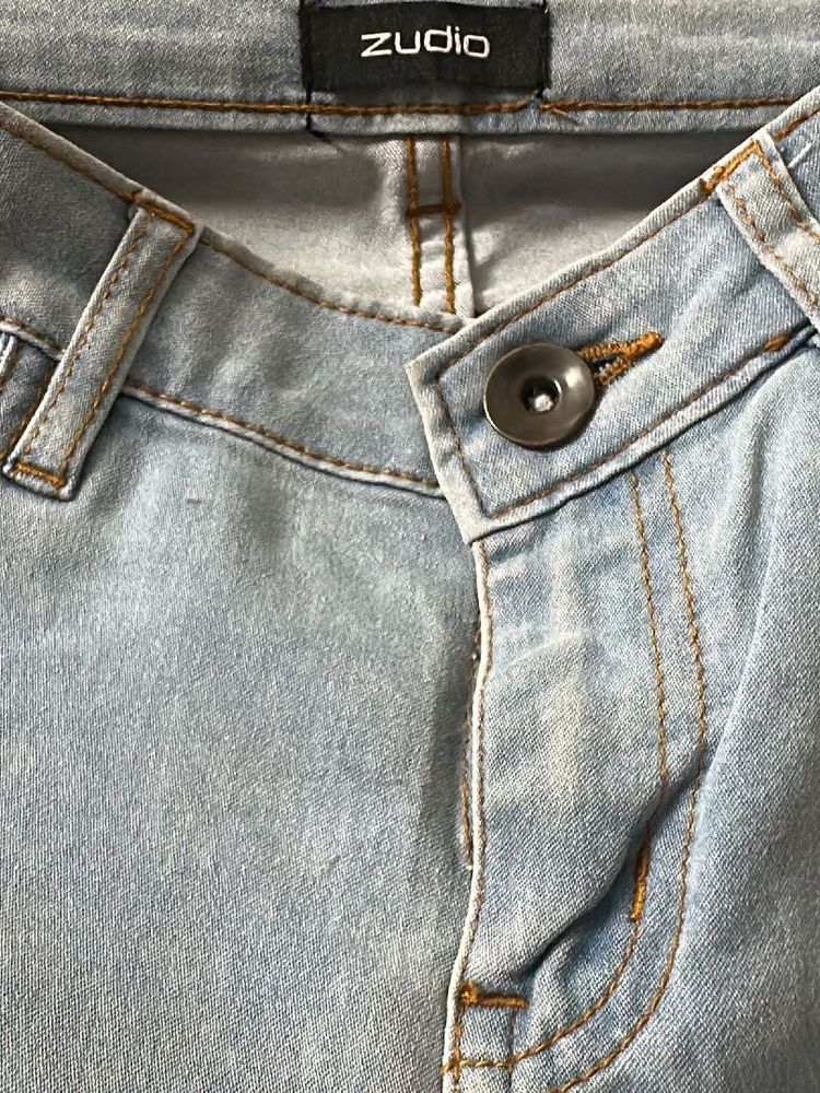 Light Wash Zudio Jeans