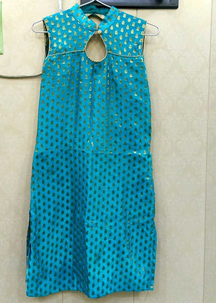 Turquoise Kurta with Gold Print