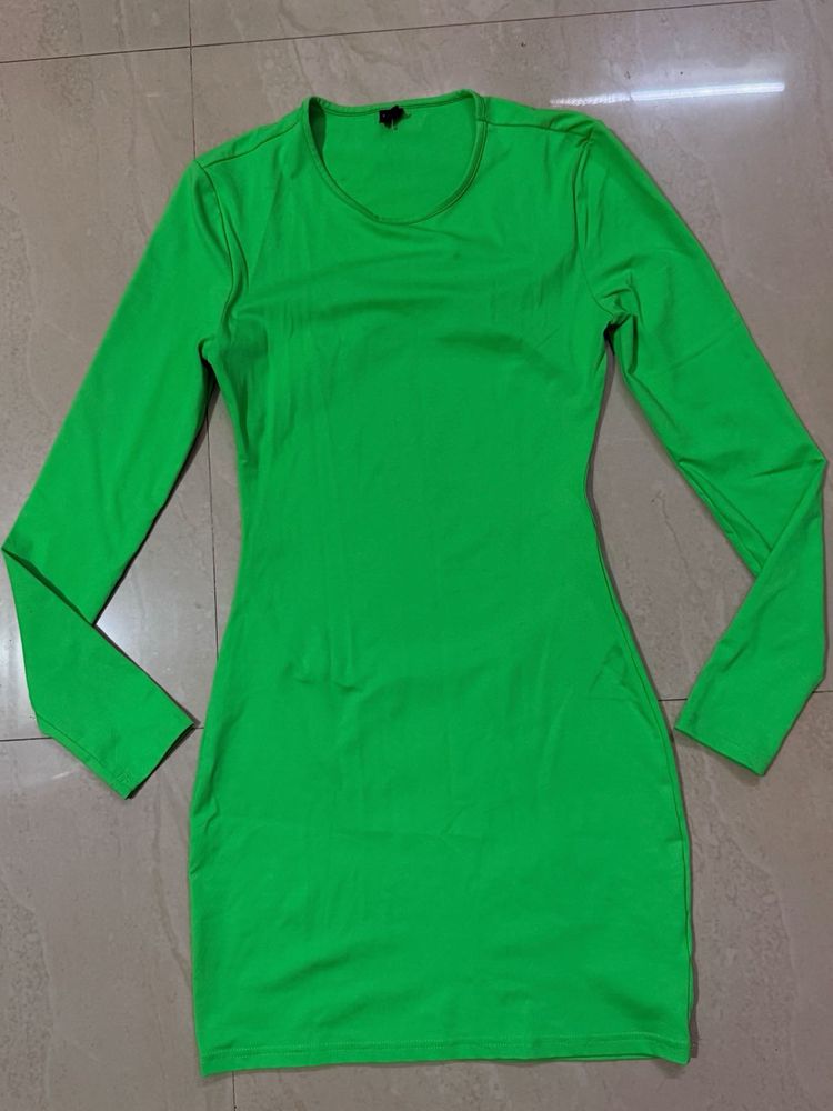back cut out bodycon dress